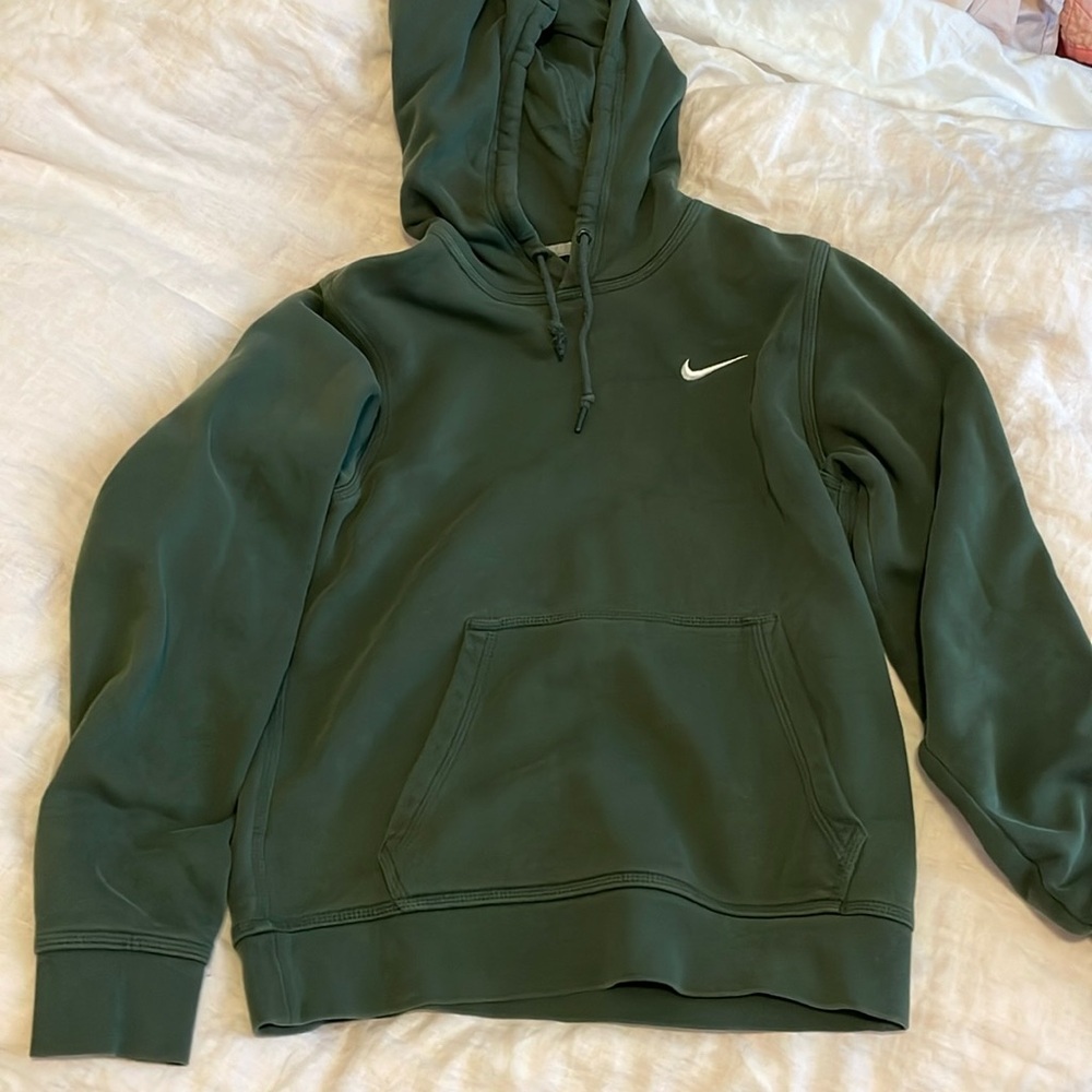 Nike Men’s vintage dark green hoodie
